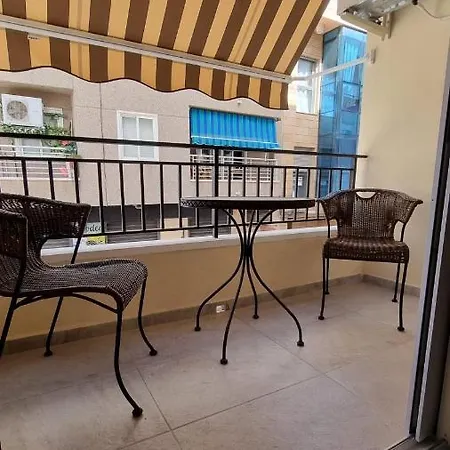 Happy Days Apartment *