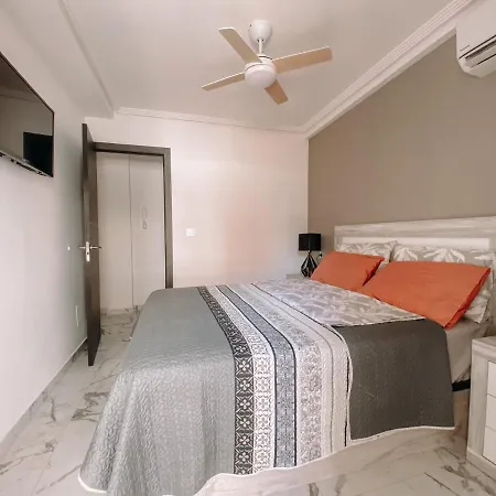 Happy Days Apartment *